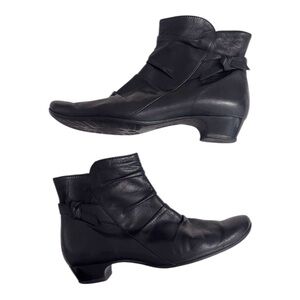 Paul Green Ruched Leather Bootie